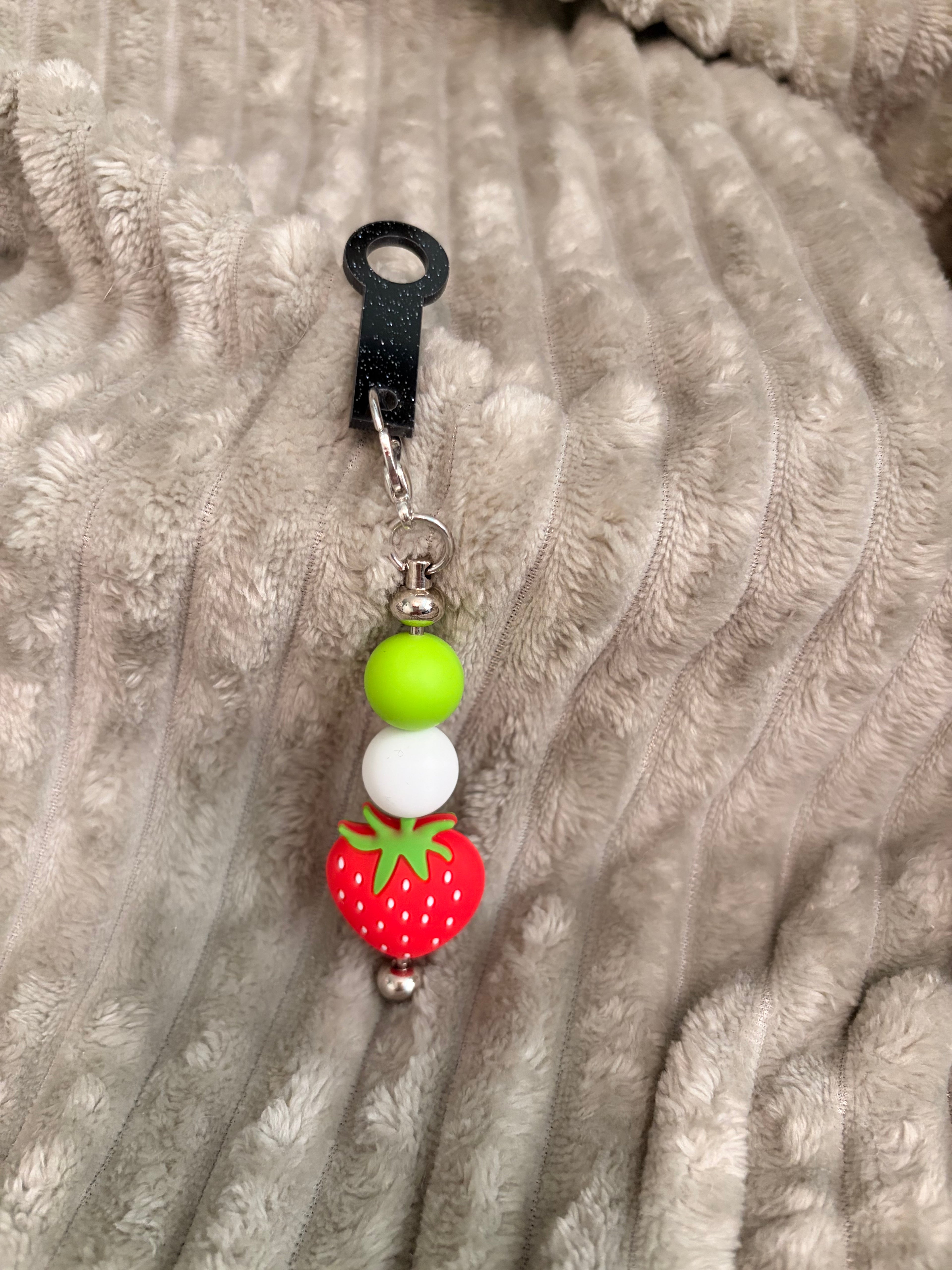Berry Bliss Straw Charm
